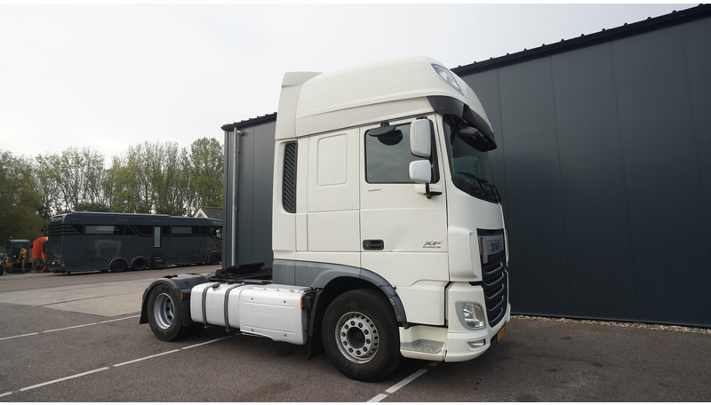 DAF XF 460 EURO 6 SSC - Tracteur routier: photos 4 DAF XF 460 EURO 6 SSC - Tracteur routier: photos 4