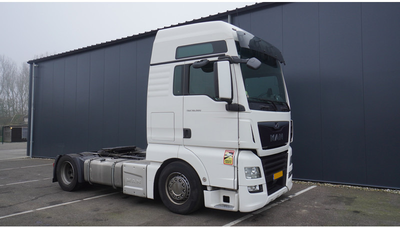 MAN TGX 18.500 XXL MEGA 639.000KM - Tracteur routier: photos 4 MAN TGX 18.500 XXL MEGA 639.000KM - Tracteur routier: photos 4