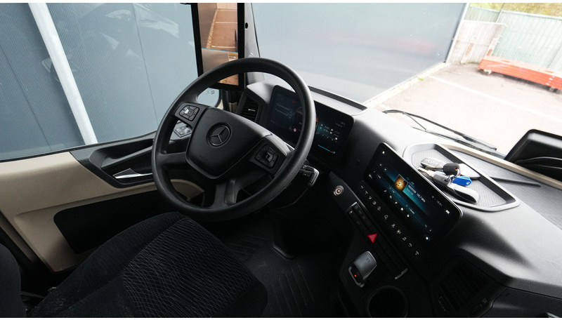 Mercedes-Benz ACTROS 1945 GIGASPACE 709.200KM - Tracteur routier: photos 5 Mercedes-Benz ACTROS 1945 GIGASPACE 709.200KM - Tracteur routier: photos 5