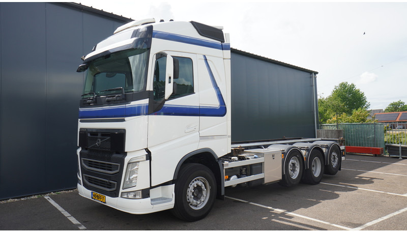 Volvo FH 460 8X2 20 FT CONTAINER TRANSPORT TRUCK - Camion porte-conteneur/ Caisse mobile: photos 3 Volvo FH 460 8X2 20 FT CONTAINER TRANSPORT TRUCK - Camion porte-conteneur/ Caisse mobile: photos 3