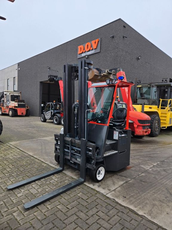 Combilift Agilitf 30-12/60 - Chariot multidirectionnel: photos 1 Combilift Agilitf 30-12/60 - Chariot multidirectionnel: photos 1
