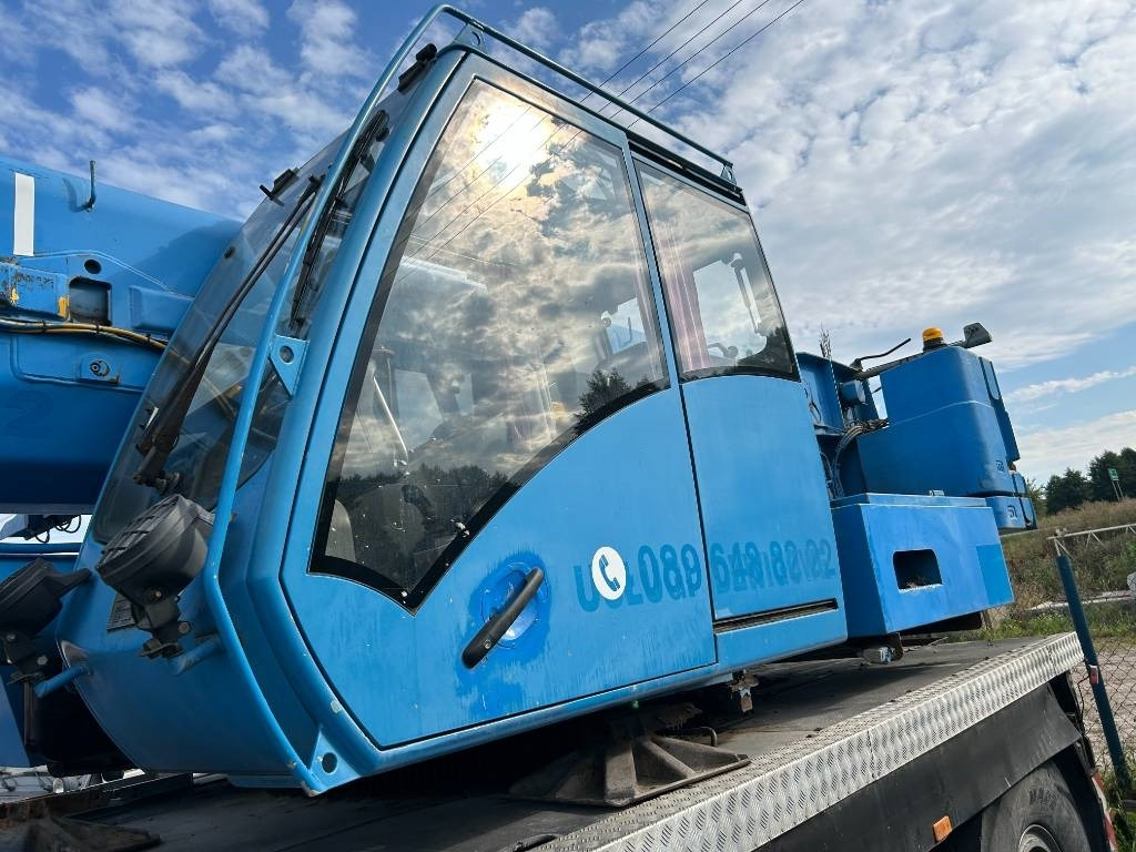 Grove GMK 3055 - Grue tout-terrain: photos 2 Grove GMK 3055 - Grue tout-terrain: photos 2