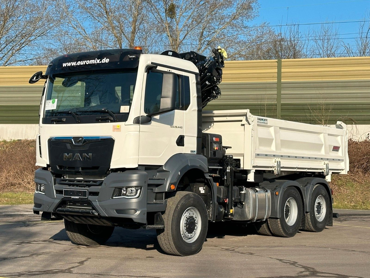 MAN TGS 28.440 6x4-4/3-Seiten- Kipper / Hiab 228-6 - Camion benne, Camion grue: photos 2 MAN TGS 28.440 6x4-4/3-Seiten- Kipper / Hiab 228-6 - Camion benne, Camion grue: photos 2