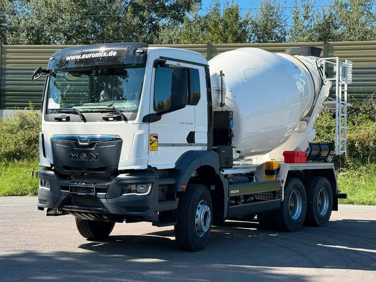 MAN TGS 33.440 / 6X4 Euro6e Euromix MTP EM 7 L - Camion malaxeur: photos 1 MAN TGS 33.440 / 6X4 Euro6e Euromix MTP EM 7 L - Camion malaxeur: photos 1