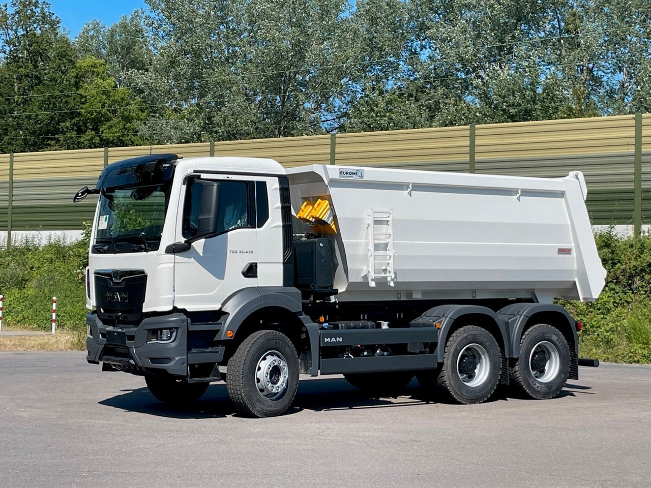 MAN TGS 33.440 6x4/Euro6e EuromixMTP Mulden-Kipper - Camion benne: photos 2 MAN TGS 33.440 6x4/Euro6e EuromixMTP Mulden-Kipper - Camion benne: photos 2