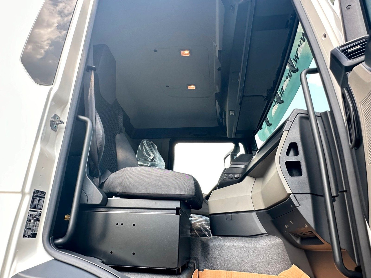 MAN TGS 35.470 BB Fahrmischer Betonpumpe 28m SWAN MAN TGS 35.470 BB Fahrmischer Betonpumpe 28m SWAN - Camion malaxeur: photos 3 MAN TGS 35.470 BB Fahrmischer Betonpumpe 28m SWAN MAN TGS 35.470 BB Fahrmischer Betonpumpe 28m SWAN - Camion malaxeur: photos 3