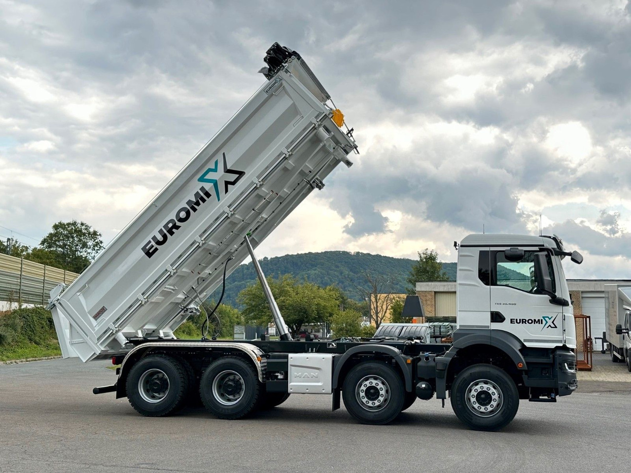 Camion benne MAN TGS 35.480 8x4 EuromixMTP 3-Seiten-Kipper: photos 12