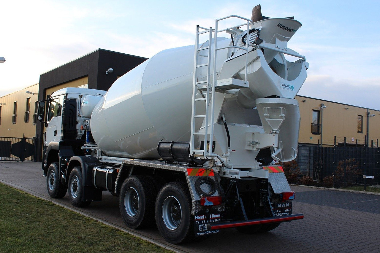 MAN TGS 37.480 8x8 EuromixMTP EM 10 L MAN TGS 37.480 8x8 EuromixMTP EM 10 L - Camion malaxeur: photos 2 MAN TGS 37.480 8x8 EuromixMTP EM 10 L MAN TGS 37.480 8x8 EuromixMTP EM 10 L - Camion malaxeur: photos 2