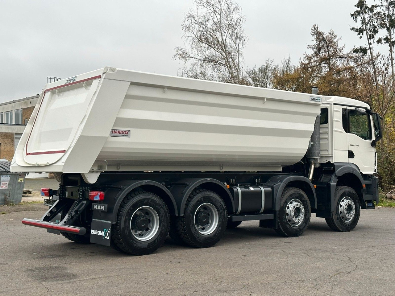 MAN TGS 41.400 8x4 / EUROMIX MTP 20m³/ EURO2 Kipper - Camion benne: photos 5 MAN TGS 41.400 8x4 / EUROMIX MTP 20m³/ EURO2 Kipper - Camion benne: photos 5