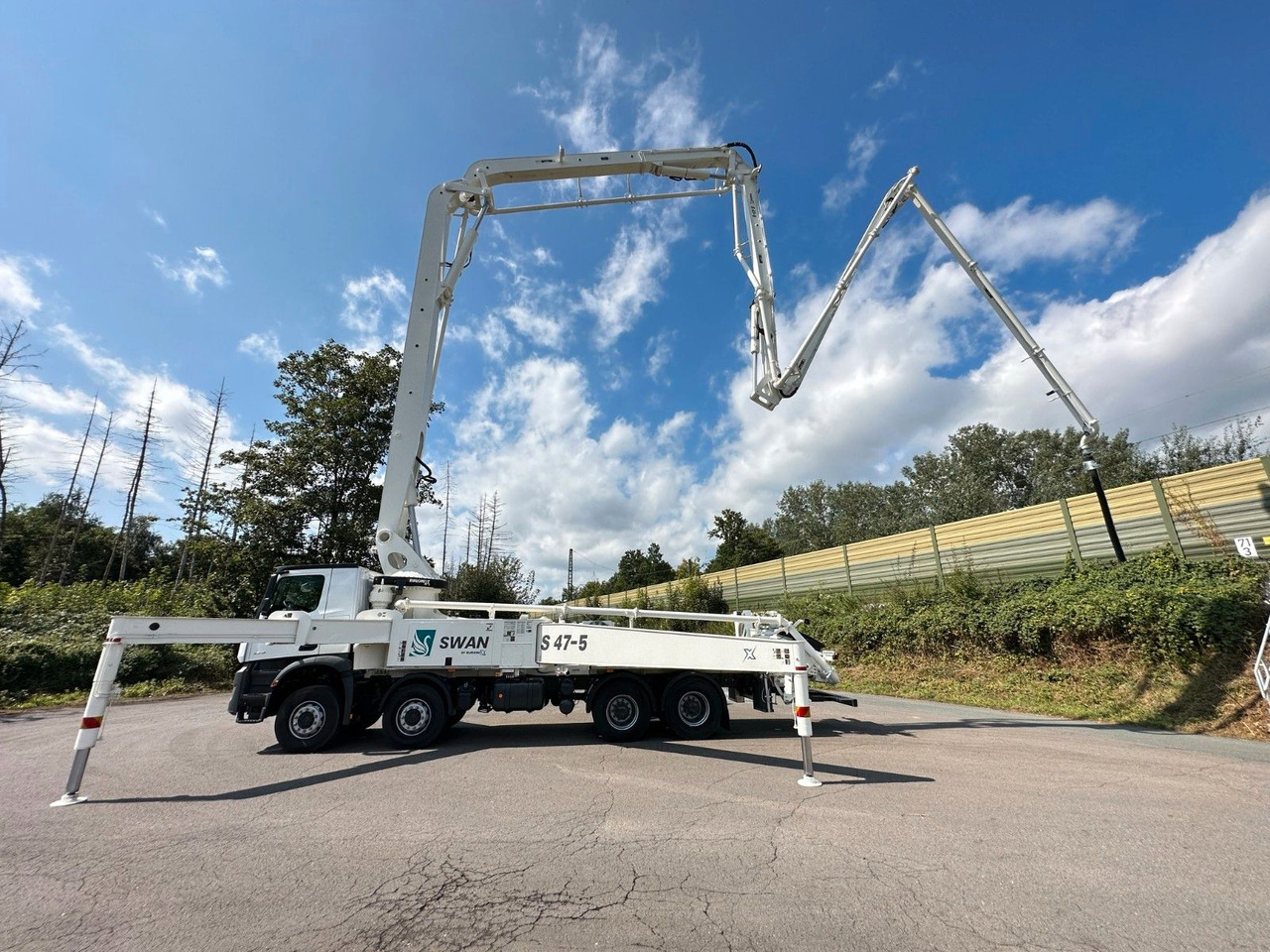 Camion malaxeur Mercedes-Benz Arocs 5 4142  8x4 SWAN TSP 47-5 160RZ ( 47m ): photos 23
