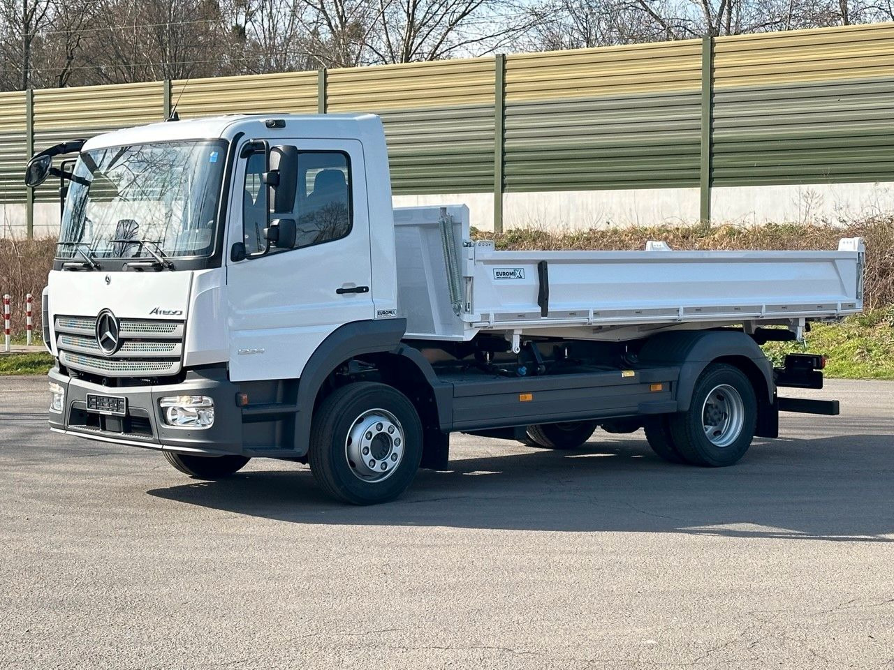 Mercedes-Benz Atego 1224 K EuromixMTP 3-Seiten-Kipper - Camion benne: photos 3 Mercedes-Benz Atego 1224 K EuromixMTP 3-Seiten-Kipper - Camion benne: photos 3