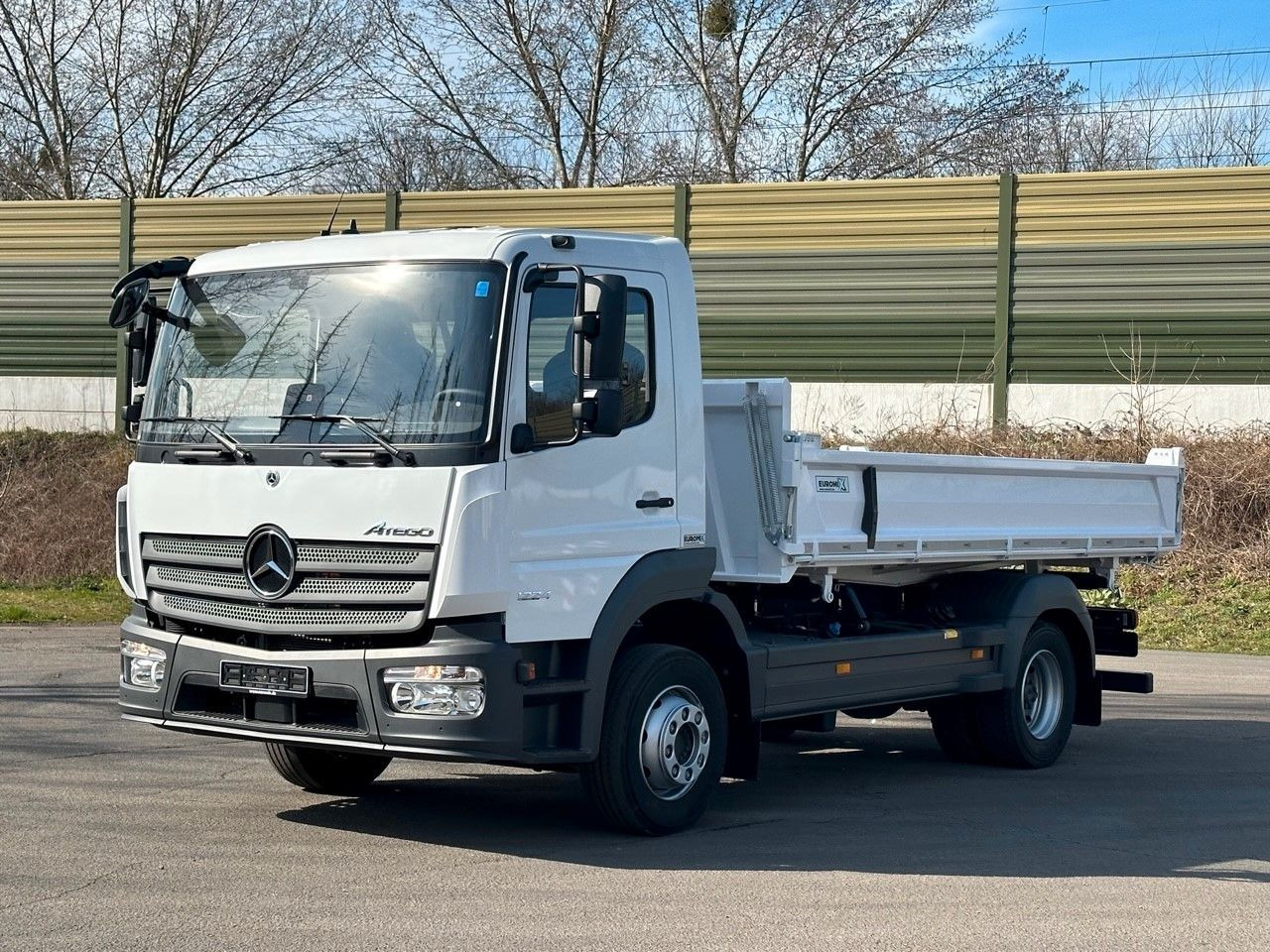 Mercedes-Benz Atego 1224 K EuromixMTP 3-Seiten-Kipper - Camion benne: photos 2 Mercedes-Benz Atego 1224 K EuromixMTP 3-Seiten-Kipper - Camion benne: photos 2