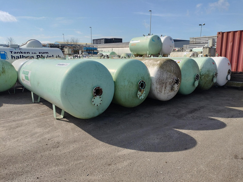 LPG GASTANK 2700 LITER and 4850 LITER aboveground - Réservoir de carburant: photos 2 LPG GASTANK 2700 LITER and 4850 LITER aboveground - Réservoir de carburant: photos 2