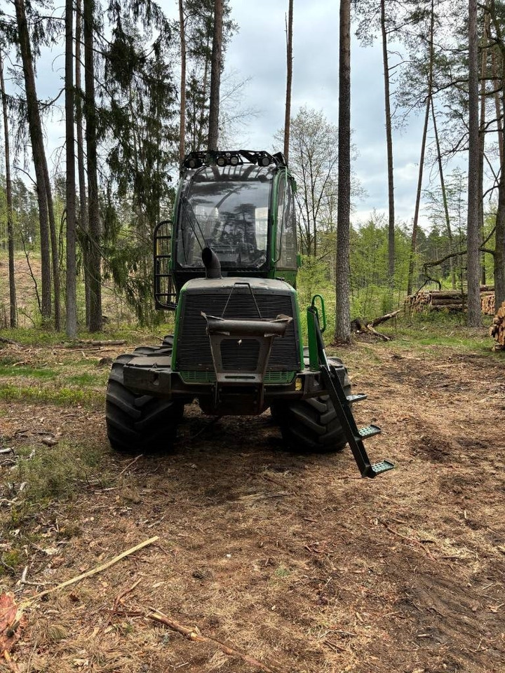 John Deere 810 E - Porteur: photos 3 John Deere 810 E - Porteur: photos 3