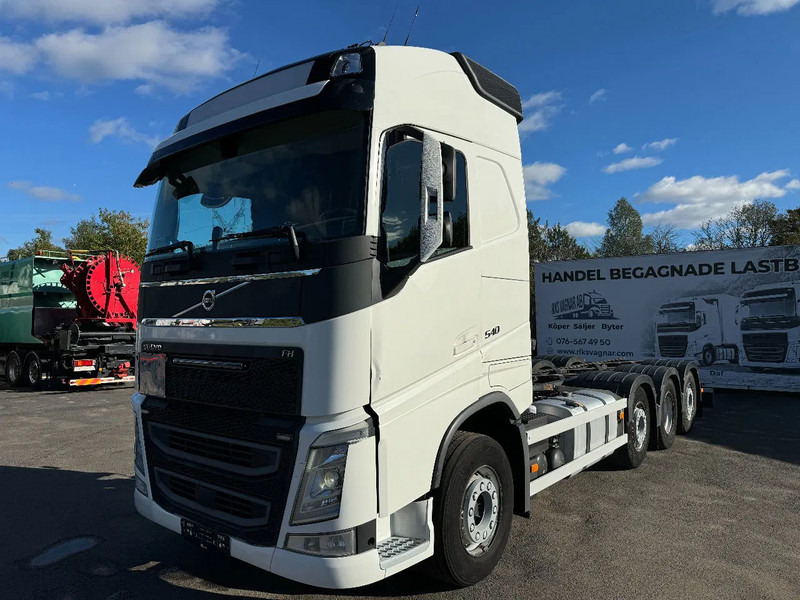 Volvo FH 540 8x2*4, ADR, Chassi (former Tank-truck), 2018 - Châssis cabine: photos 3 Volvo FH 540 8x2*4, ADR, Chassi (former Tank-truck), 2018 - Châssis cabine: photos 3