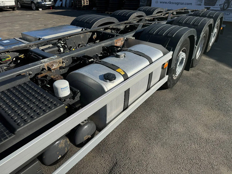 Volvo FH 540 8x2*4, ADR, Euro 6, Chassi (former Tank-truck), 2018 - Châssis cabine: photos 4 Volvo FH 540 8x2*4, ADR, Euro 6, Chassi (former Tank-truck), 2018 - Châssis cabine: photos 4