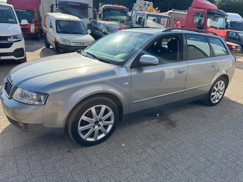 Audi A4 **1900TDI-AC** - Voiture: photos 1 Audi A4 **1900TDI-AC** - Voiture: photos 1