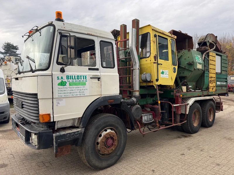 Iveco Turbotech **260-30-WOOD CHIPPER-BROYEUR A BOIS** - Camion, Camion grue: photos 1 Iveco Turbotech **260-30-WOOD CHIPPER-BROYEUR A BOIS** - Camion, Camion grue: photos 1