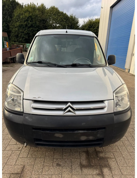 Citroën Berlingo **AIRCO-EURO4** - Fourgonnette: photos 2 Citroën Berlingo **AIRCO-EURO4** - Fourgonnette: photos 2