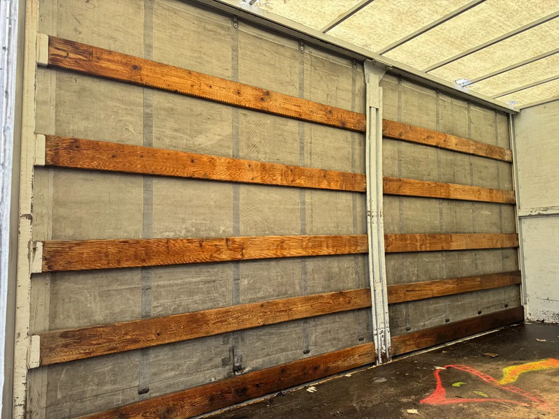 Camion à rideaux coulissants Mercedes-Benz **611D-FRENCH ORIGIN**: photos 9