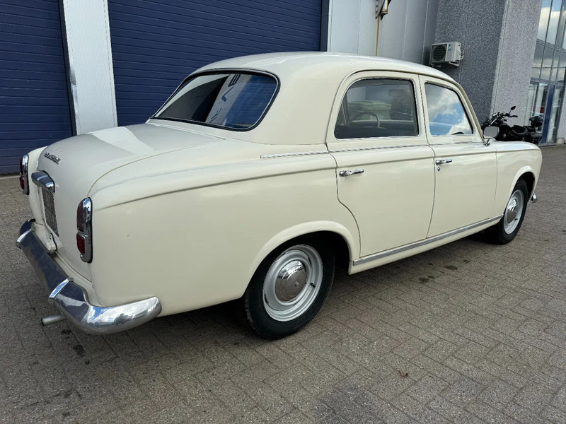 Peugeot 403 **1963 PEUGEOT 403** - Voiture: photos 4 Peugeot 403 **1963 PEUGEOT 403** - Voiture: photos 4