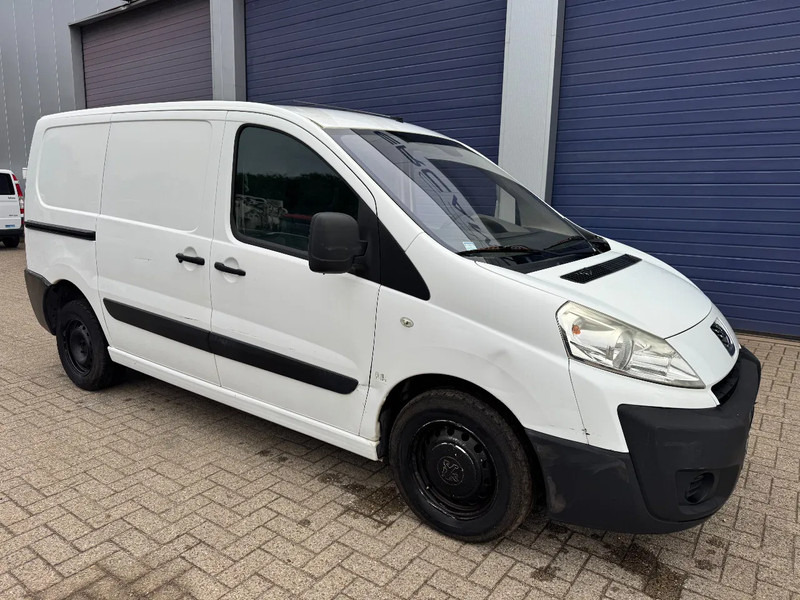Peugeot Expert **1560CC-EURO 4-AC** - Fourgonnette: photos 1 Peugeot Expert **1560CC-EURO 4-AC** - Fourgonnette: photos 1