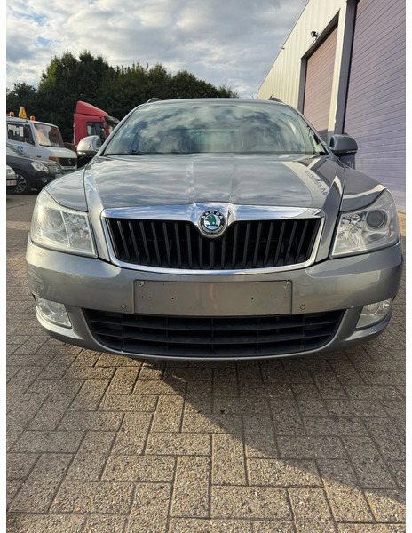 Škoda Octavia **EURO5-BELGIAN CAR** - Voiture: photos 2 Škoda Octavia **EURO5-BELGIAN CAR** - Voiture: photos 2