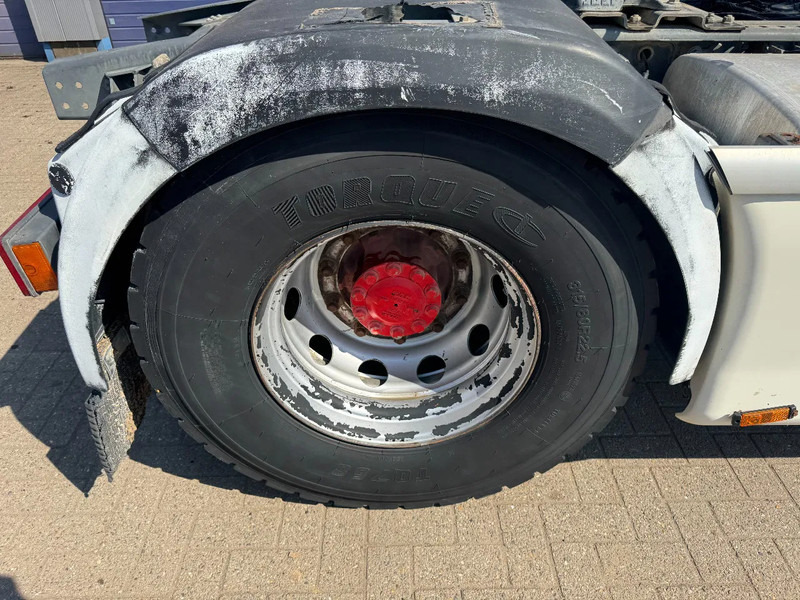 DAF XF 105.460 **EURO 5-RETARDER** - Tracteur routier: photos 5 DAF XF 105.460 **EURO 5-RETARDER** - Tracteur routier: photos 5