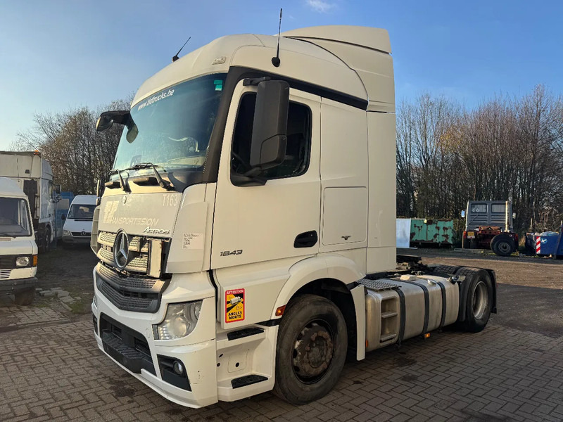 Mercedes-Benz Actros 1843 **BLUETEC 6-LOW MILEAGE-FRENCH TRUCK** - Tracteur routier: photos 1 Mercedes-Benz Actros 1843 **BLUETEC 6-LOW MILEAGE-FRENCH TRUCK** - Tracteur routier: photos 1