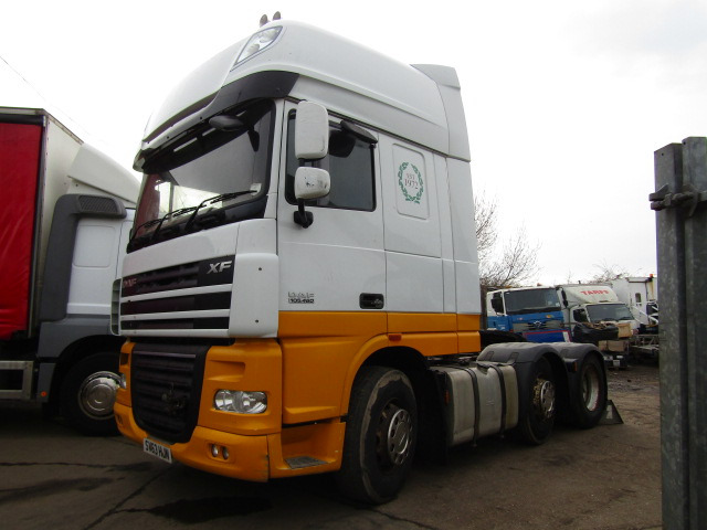 DAF XF 105 460 MANUAL 2013 ALL PARTS AVAILABLE - Camion: photos 2 DAF XF 105 460 MANUAL 2013 ALL PARTS AVAILABLE - Camion: photos 2