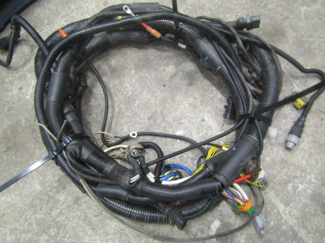 DAF LF 220 EURO 6 CHASSIS HARNESS (FULL) - Système électrique pour Camion: photos 3 DAF LF 220 EURO 6 CHASSIS HARNESS (FULL) - Système électrique pour Camion: photos 3