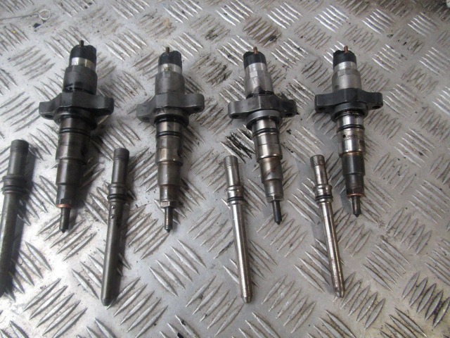 DAF LF 45 EURO 3 INJECTORS (SET OF 4) P/NO 0445120007 - Système de carburant pour Camion: photos 2 DAF LF 45 EURO 3 INJECTORS (SET OF 4) P/NO 0445120007 - Système de carburant pour Camion: photos 2