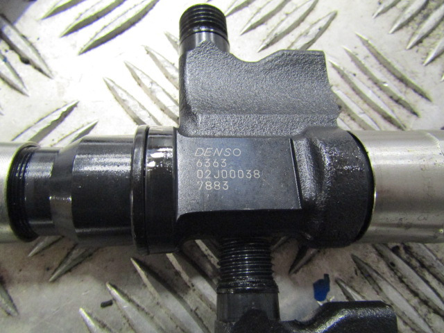ISUZU NQR / N75 4HK1 5.2 EURO 4 INJECTORS 02J00039 - Système de carburant pour Camion: photos 3 ISUZU NQR / N75 4HK1 5.2 EURO 4 INJECTORS 02J00039 - Système de carburant pour Camion: photos 3