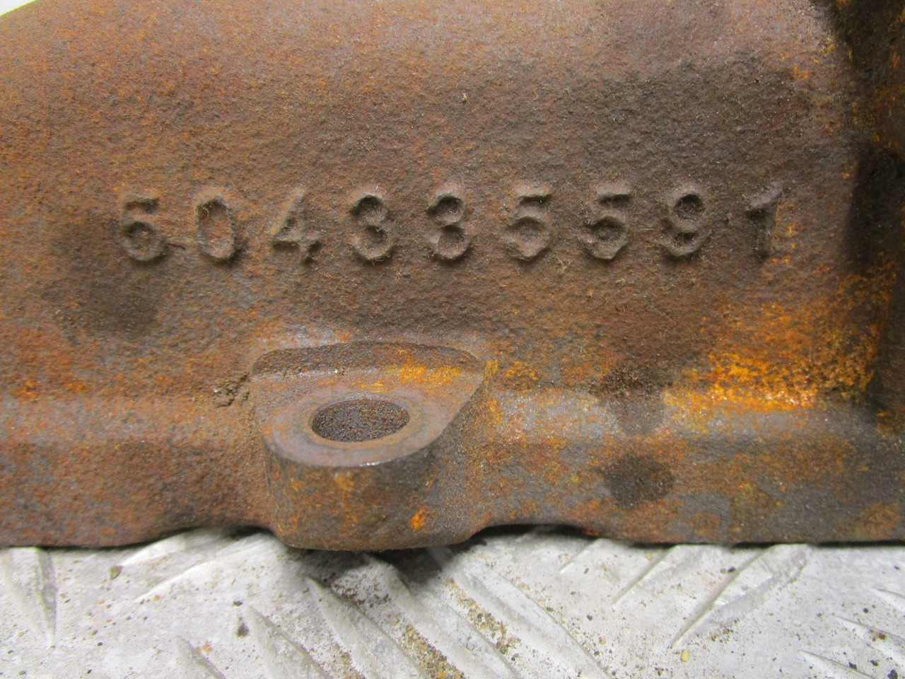 IVECO DAILY 3.0 EXHAUST MANIFOLD P/NO 50433559 - Système d'échappement pour Camion: photos 2 IVECO DAILY 3.0 EXHAUST MANIFOLD P/NO 50433559 - Système d'échappement pour Camion: photos 2