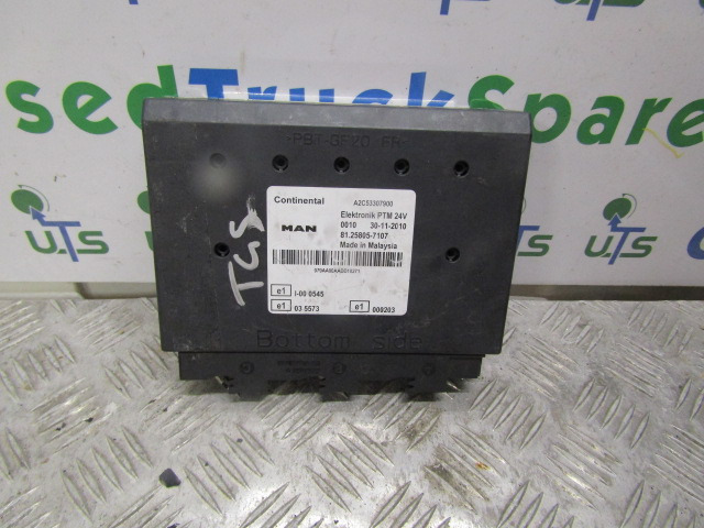 MAN ELEKTRONIK PTM UNIT P/NO 81.25805.7107 - Bloc de gestion pour Camion: photos 1 MAN ELEKTRONIK PTM UNIT P/NO 81.25805.7107 - Bloc de gestion pour Camion: photos 1
