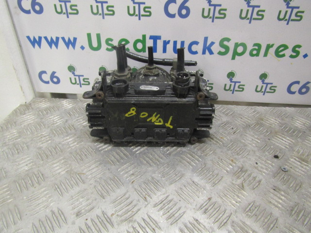 MAN TGM AXLE MODULATOR VALVE P/NO 4801041050 - Pièces de frein pour Camion: photos 2 MAN TGM AXLE MODULATOR VALVE P/NO 4801041050 - Pièces de frein pour Camion: photos 2