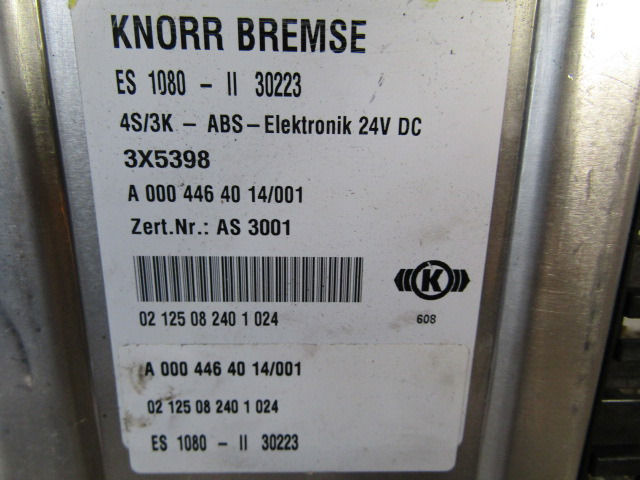 MERCEDES ATEGO 1823 ABS ECU P/NO A0004464014/001 - Bloc de gestion pour Camion: photos 2 MERCEDES ATEGO 1823 ABS ECU P/NO A0004464014/001 - Bloc de gestion pour Camion: photos 2