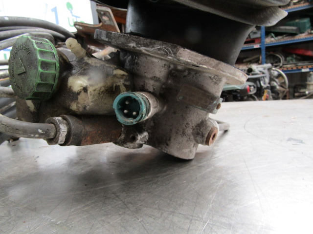 MERCEDES AXOR 1829 / 2529 8 SPEED HYDRAULIC GEARCHANGE COMPLETE - Boîte de vitesse pour Camion: photos 2 MERCEDES AXOR 1829 / 2529 8 SPEED HYDRAULIC GEARCHANGE COMPLETE - Boîte de vitesse pour Camion: photos 2