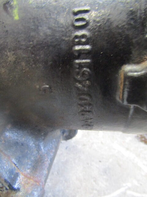 MERCEDES ECONIC LS8 STEERING BOX P/NO A940 461 1801 - Commande de gouvernail pour Camion: photos 2 MERCEDES ECONIC LS8 STEERING BOX P/NO A940 461 1801 - Commande de gouvernail pour Camion: photos 2