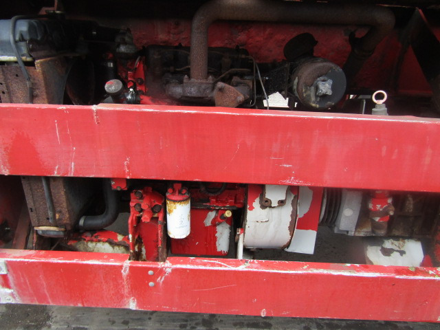 VACUUM TANKER TRAILER TRI AXLE 1996 STEEL TANK FITTED WITH 3CYL PERKINS DONKEY ENGINE - Semi-remorque citerne: photos 1 VACUUM TANKER TRAILER TRI AXLE 1996 STEEL TANK FITTED WITH 3CYL PERKINS DONKEY ENGINE - Semi-remorque citerne: photos 1