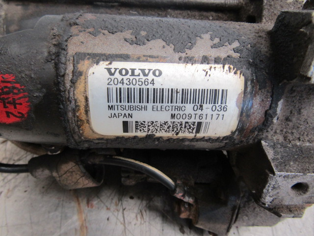 VOLVO FH D12D STARTER MOTOR P/NO 20430564 - Système électrique pour Camion: photos 2 VOLVO FH D12D STARTER MOTOR P/NO 20430564 - Système électrique pour Camion: photos 2