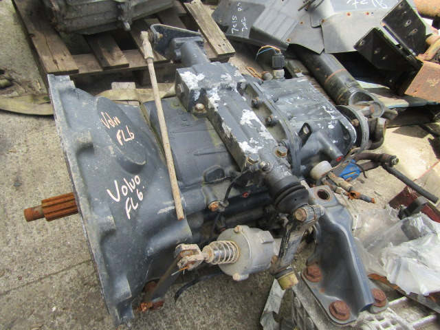 VOLVO FLE EATON 4106A 6 SPEED GEARBOX SUITS 1998 – 2006 TRUCK - Boîte de vitesse pour Camion: photos 3 VOLVO FLE EATON 4106A 6 SPEED GEARBOX SUITS 1998 – 2006 TRUCK - Boîte de vitesse pour Camion: photos 3