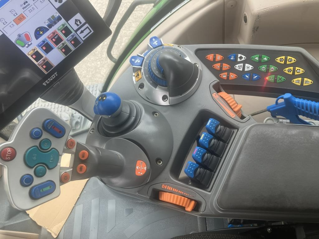 Tracteur agricole Fendt 828 Profi Plus: photos 10 Tracteur agricole Fendt 828 Profi Plus: photos 10