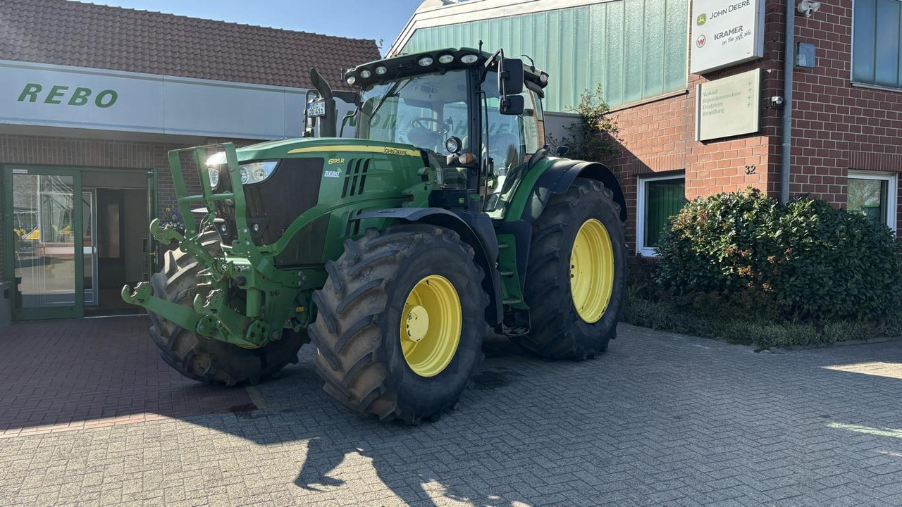 John Deere 6195 R - Tracteur agricole: photos 1 John Deere 6195 R - Tracteur agricole: photos 1