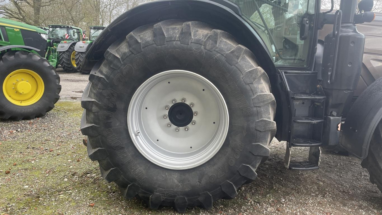 Tracteur agricole John Deere 6195R: photos 24 Tracteur agricole John Deere 6195R: photos 24