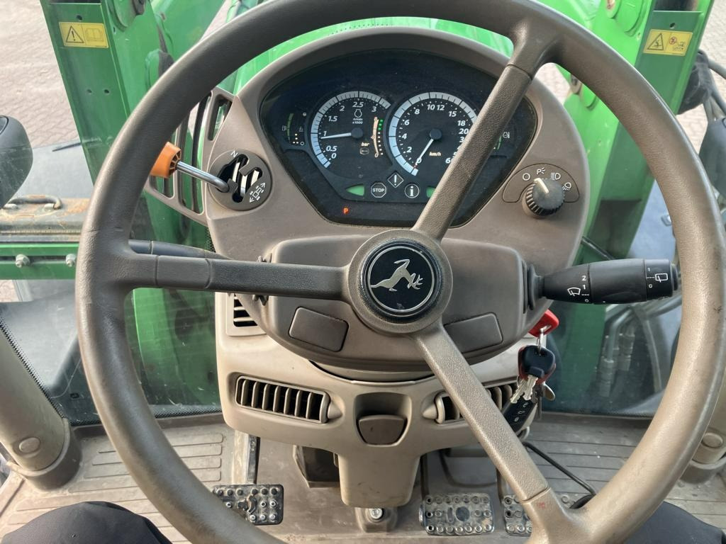 Tracteur agricole John Deere 6215R: photos 11