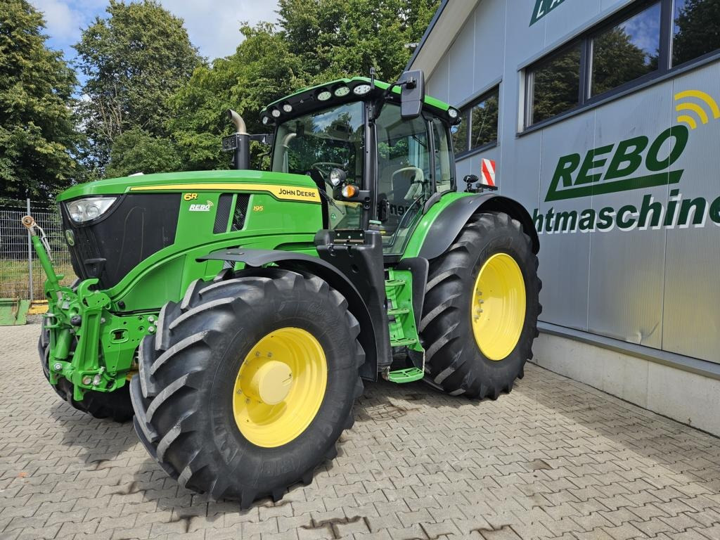 John Deere 6R195 TRAKTOR - Tracteur agricole: photos 1 John Deere 6R195 TRAKTOR - Tracteur agricole: photos 1