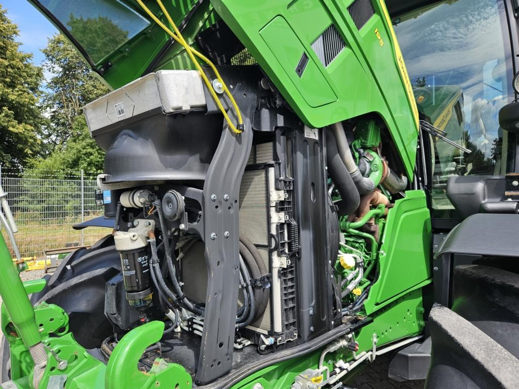 John Deere 6R195 TRAKTOR - Tracteur agricole: photos 4 John Deere 6R195 TRAKTOR - Tracteur agricole: photos 4