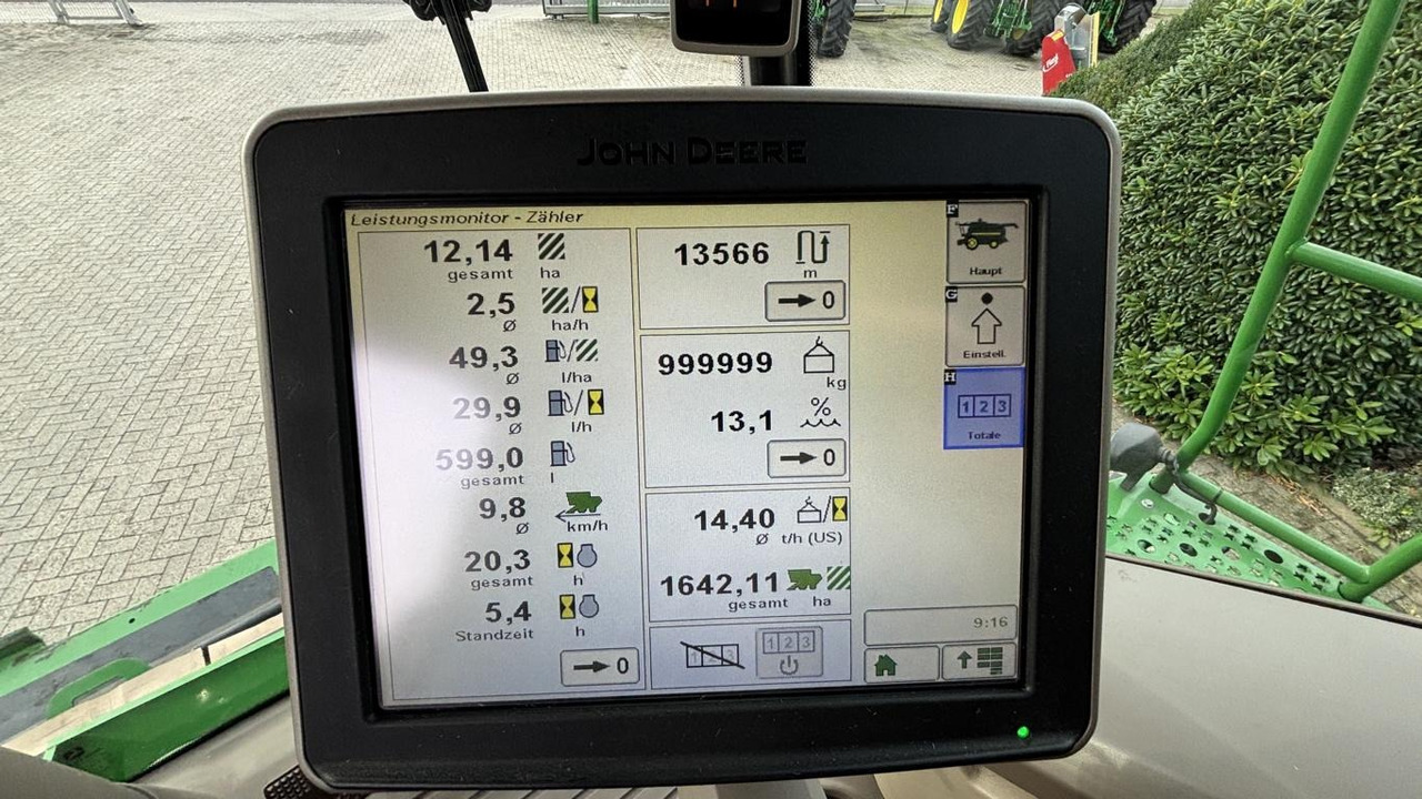 John Deere T660 - Moissonneuse-batteuse: photos 3 John Deere T660 - Moissonneuse-batteuse: photos 3