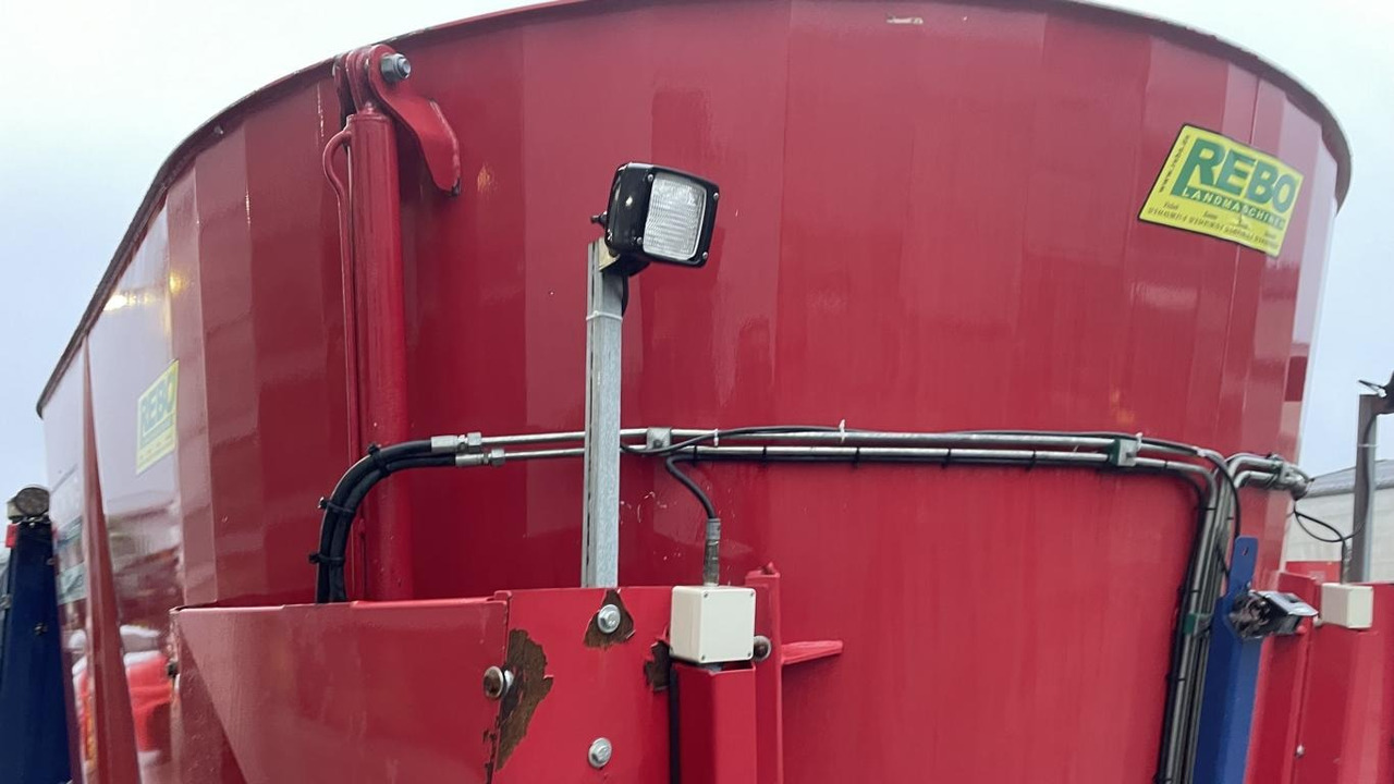 Mayer VM-16 SELBSTFAHRER - Mélangeuse: photos 2 Mayer VM-16 SELBSTFAHRER - Mélangeuse: photos 2